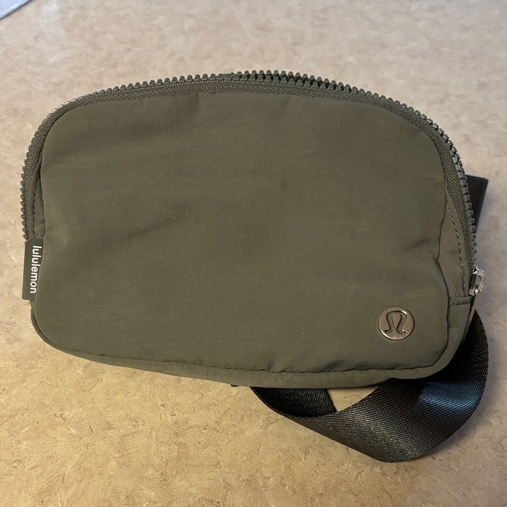 lululemon athletica dark green Belt Bag